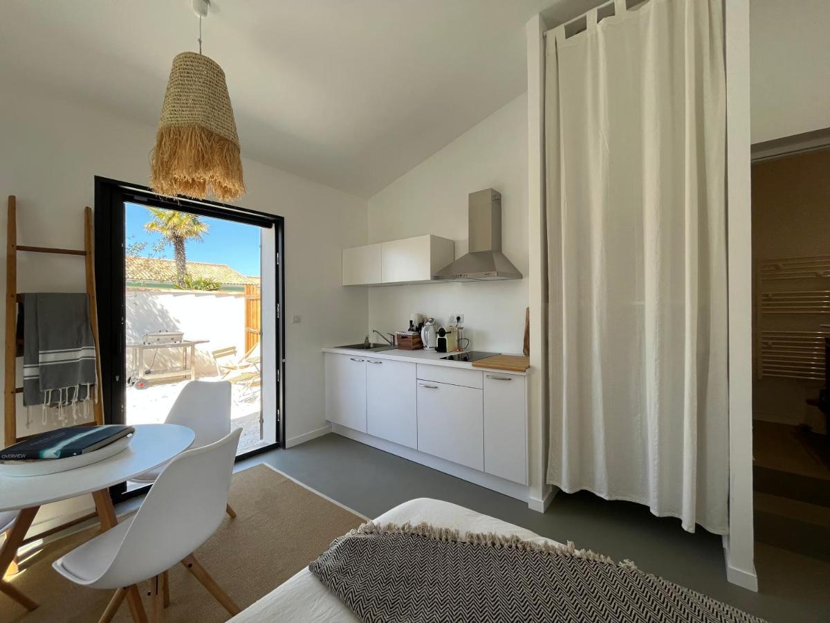 Maisonnette A Proximite Plage Et Port De St-Martin سان مارتن دو ر المظهر الخارجي الصورة